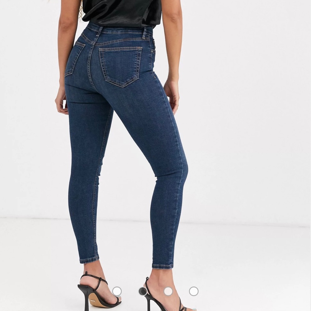 LIKE NEW Topshop Jaime Jeans - Picture 2 of 4